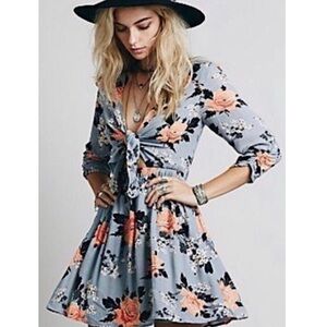 Free People Tied Up In Love Tie Front Whimsical Fairy Floral Mini Dress, Grey‎ 0